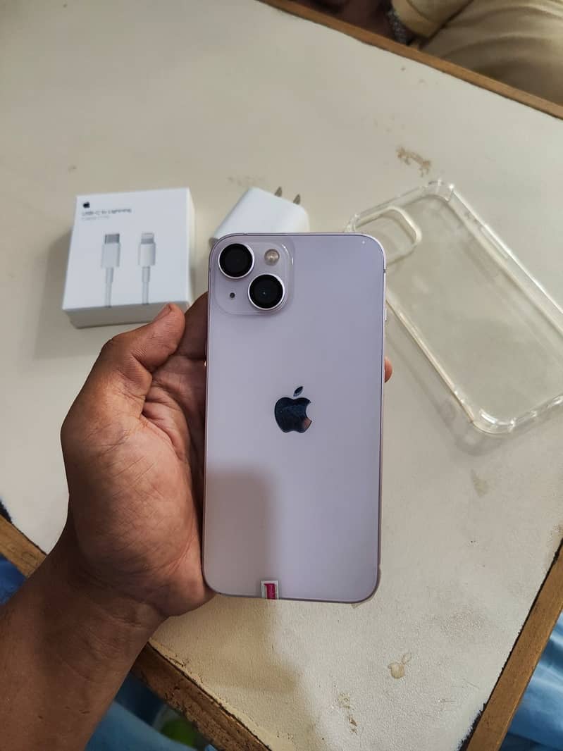 Apple iPhone 13 0