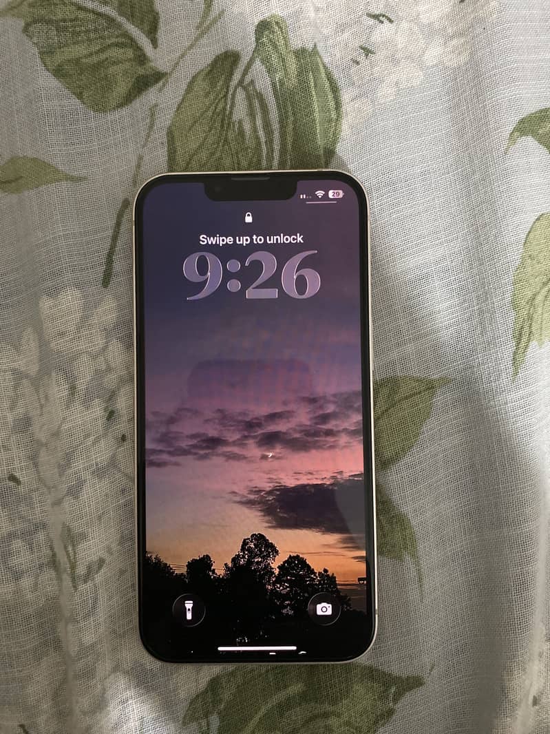 Apple iPhone 13 3
