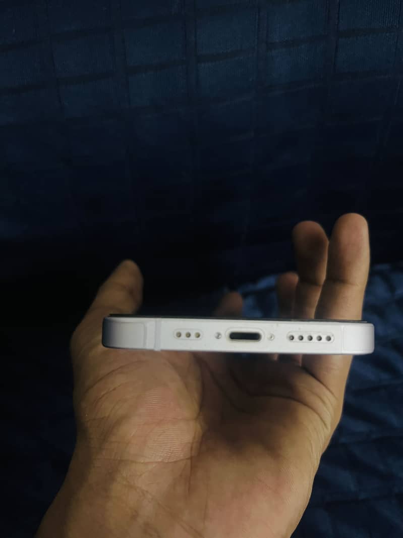 Apple iPhone 14 2