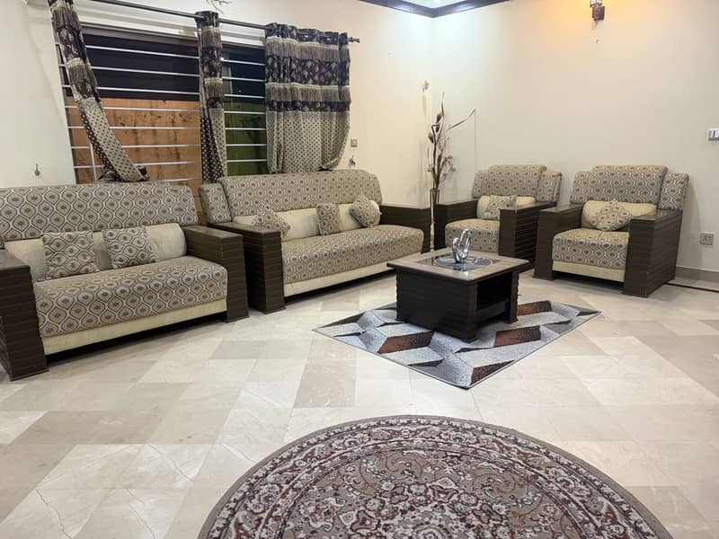 Sofa Set 0