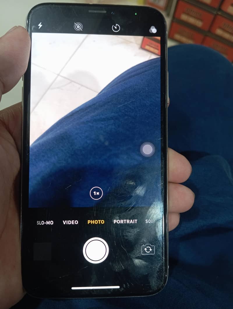 Apple iPhone X 0