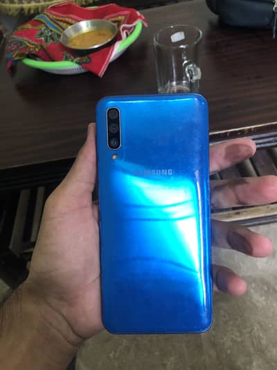 Samsung Mobile A50