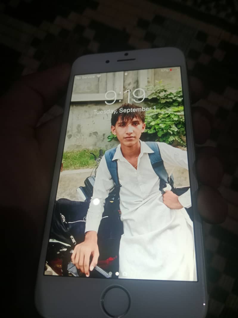 Apple iPhone 6 0