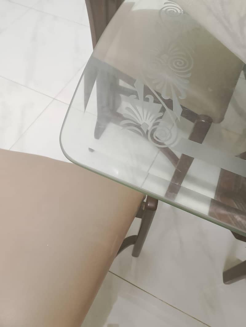 DINING TABLE 2