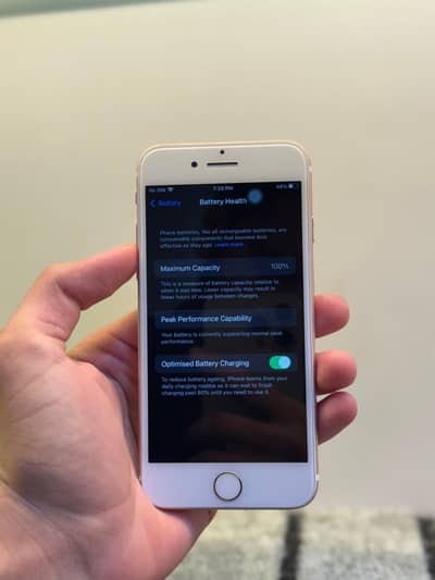 Apple iPhone 7