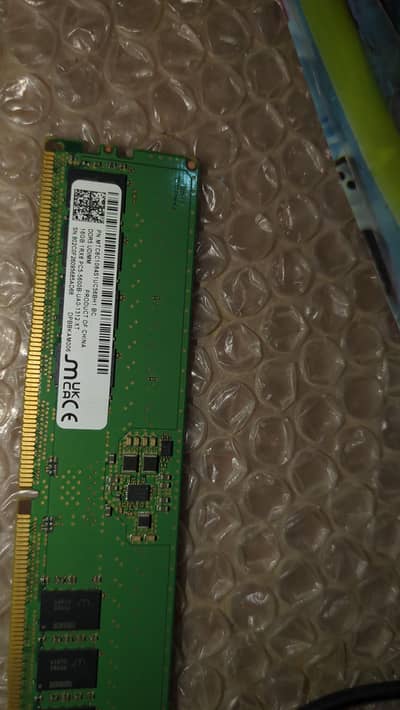 used Micron 16GB DDR5-5600 UDIMM