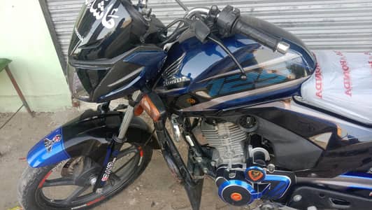 Honda CB 125 F