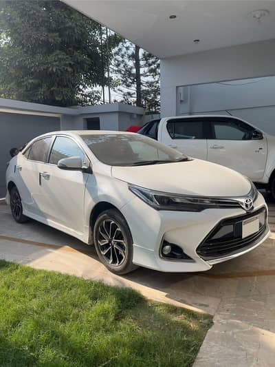 Toyota Altis Grande 2025