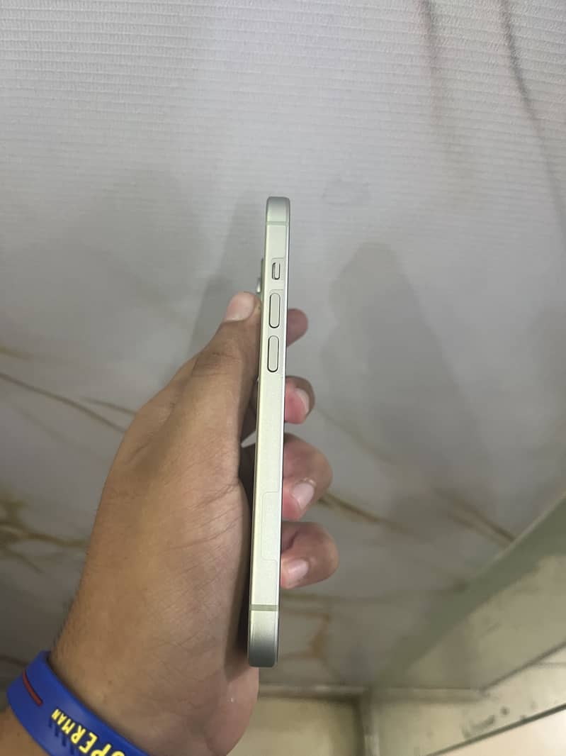 Apple iPhone 15 1