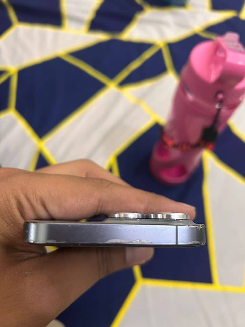 Apple iPhone 13 Pro 4