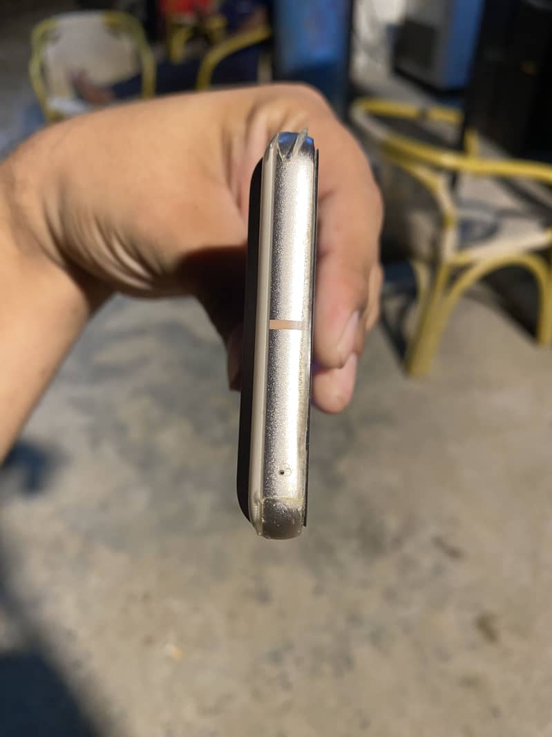 Google Pixel 8 0