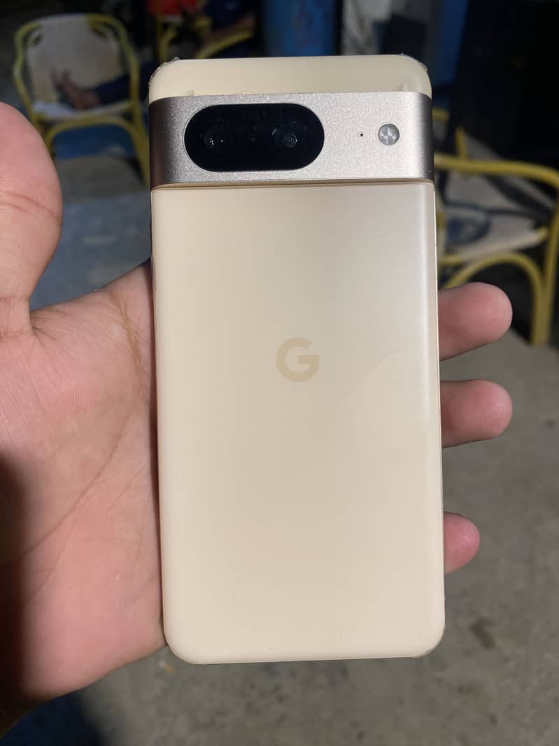 Google Pixel 8 3