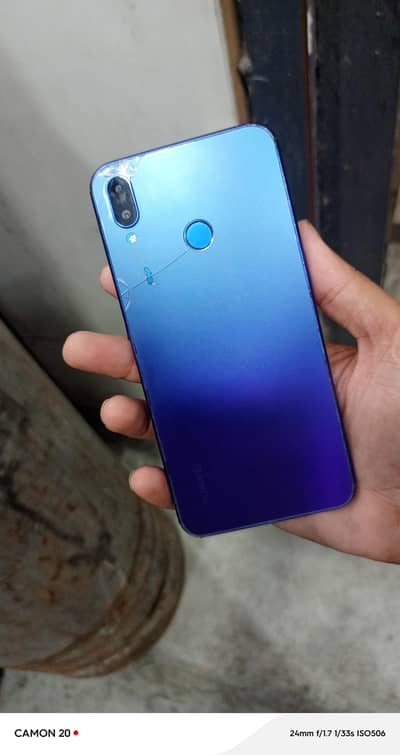 Huawei Nova 3i 4GB 128 GB screen Mein one doubt hai best for hotspot