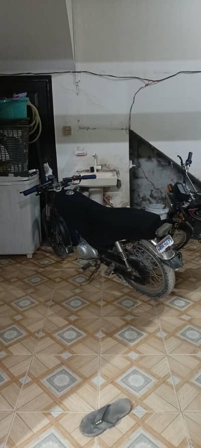 Honda CG 125 (2017 Model) - Hyderabad Registered