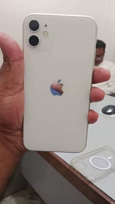 Apple iPhone 11