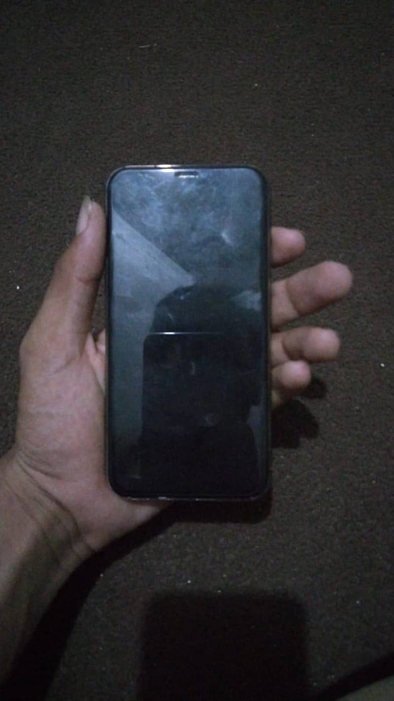 Apple iPhone 11 Pro 2