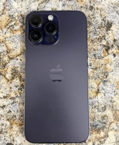 Apple iPhone 14 Pro. . . . . jv