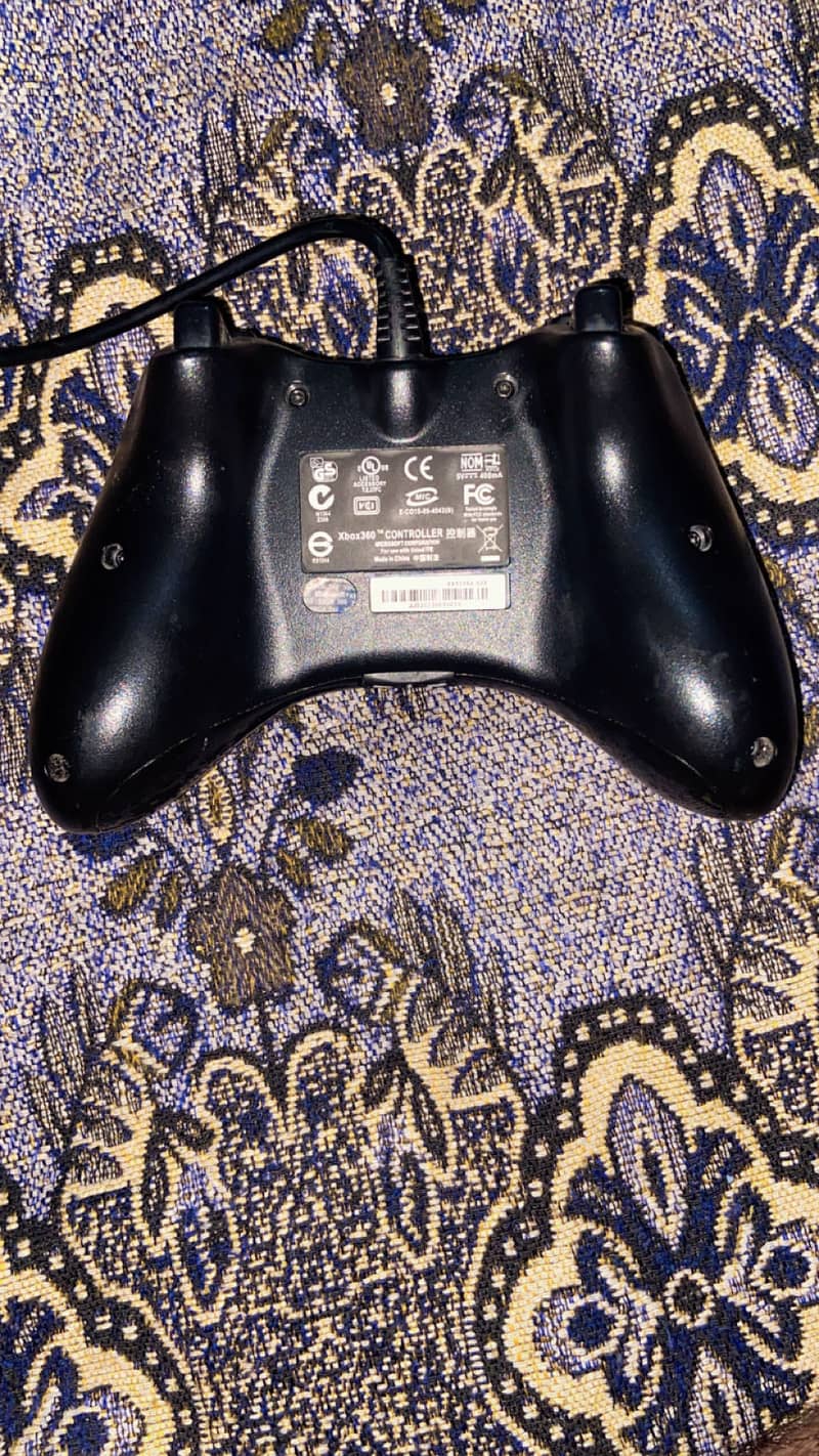 Xbox 360 console remote 1