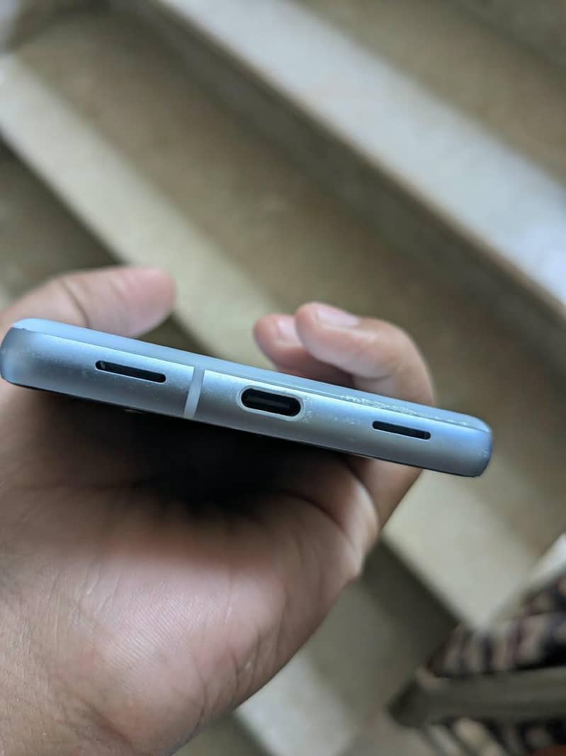 Google Pixel 7a 1