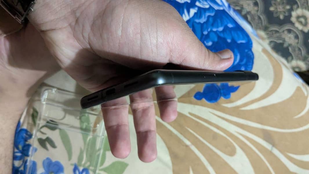 Google Pixel 7 3
