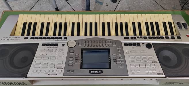 Yamaha psr2000