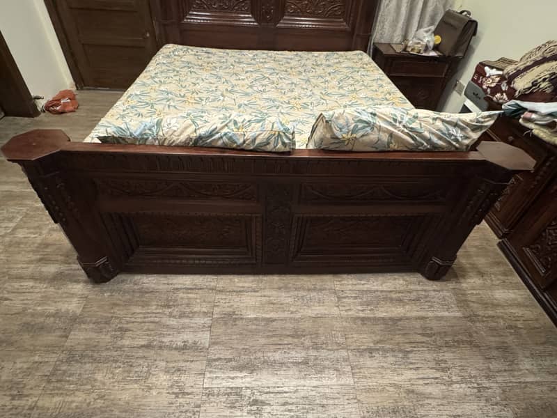 Chinioti Wooden King Size Bed Set 7
