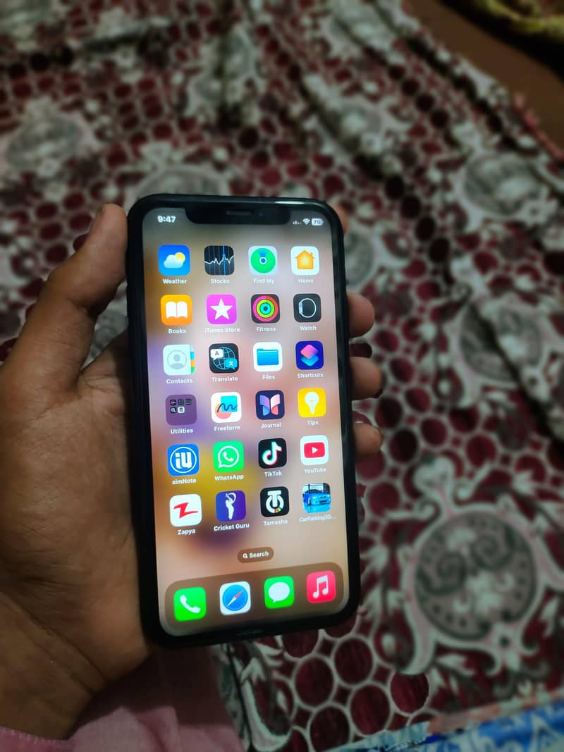iPhone xr 1