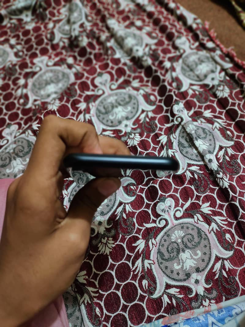 iPhone xr 2