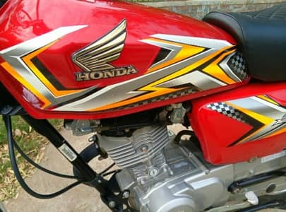 Honda 125 Model 2025 Red Febulus Premium Class Honda For Sale!