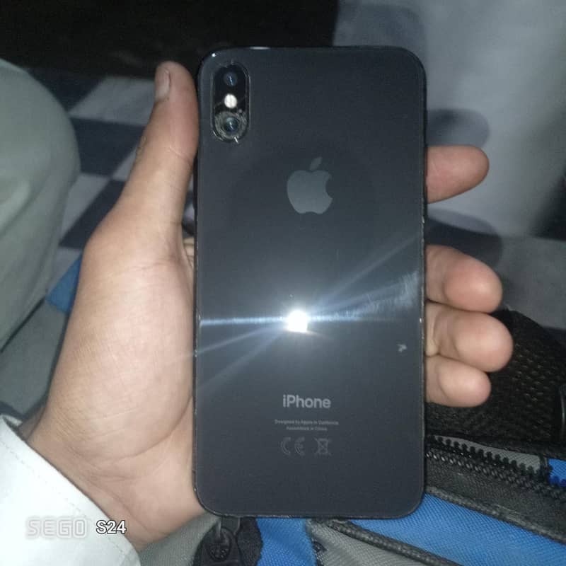 Apple iPhone X 0