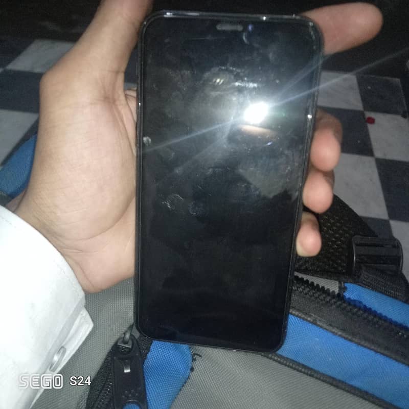Apple iPhone X 1