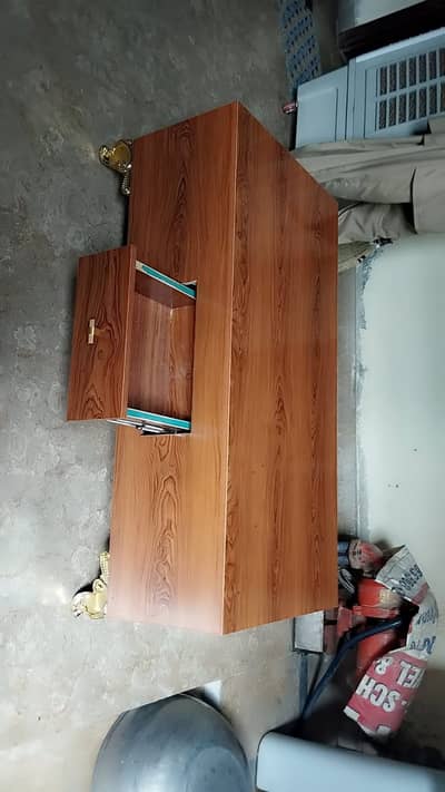 New center table for sale