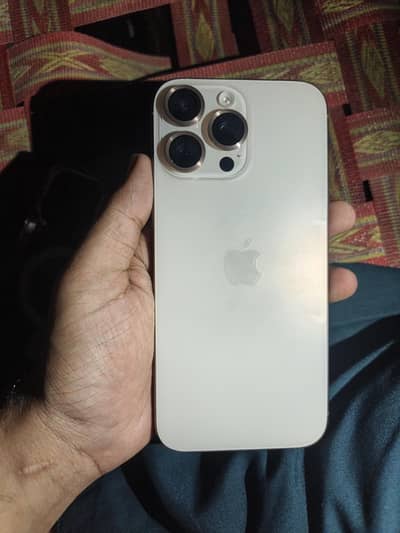 Apple iPhone 16 Pro Max jv