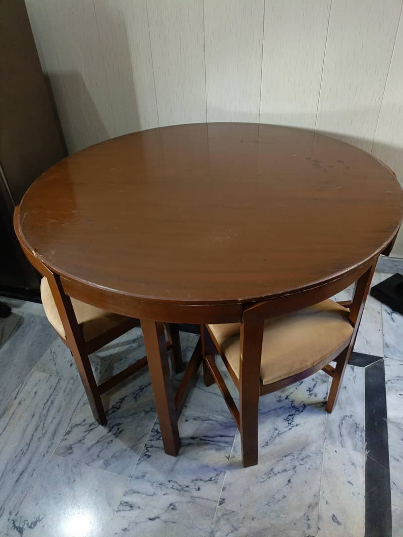 4 seater dining table 1