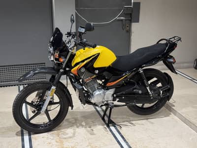 Yamaha YBR 125G (Yellow)