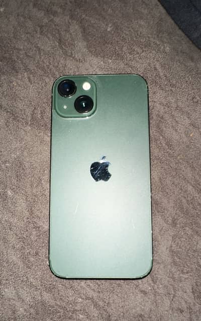 Apple iPhone 13