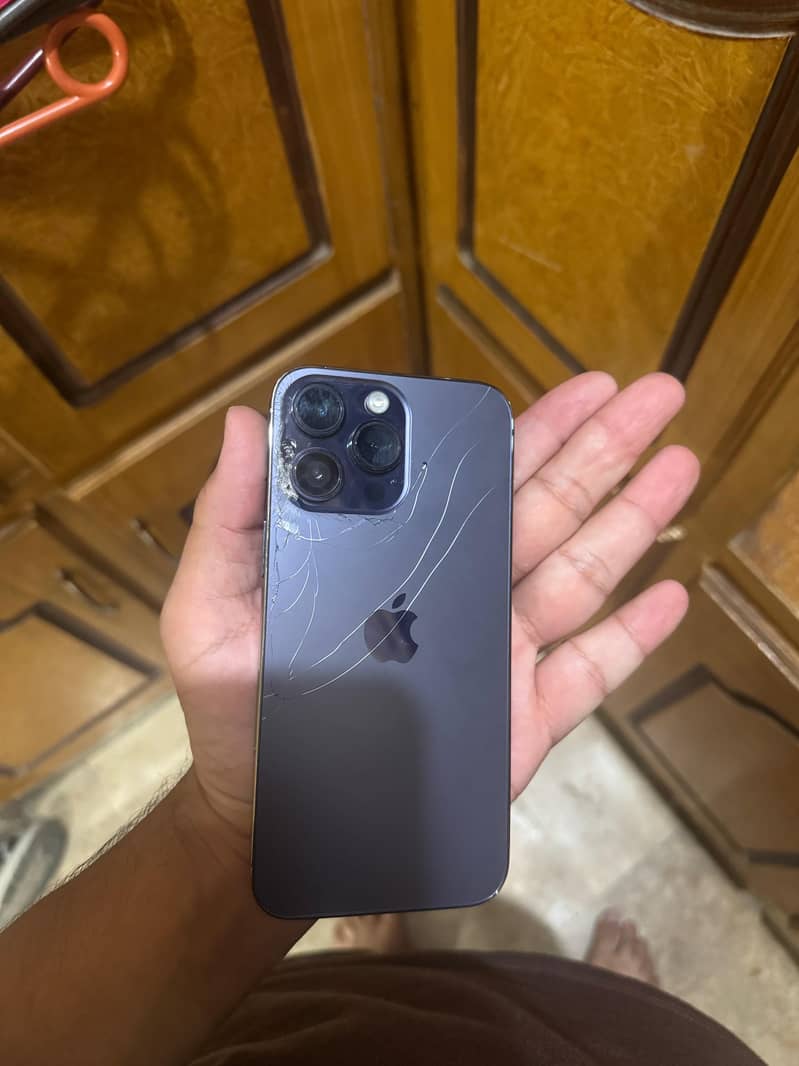 Apple iPhone 14 Pro Max 0