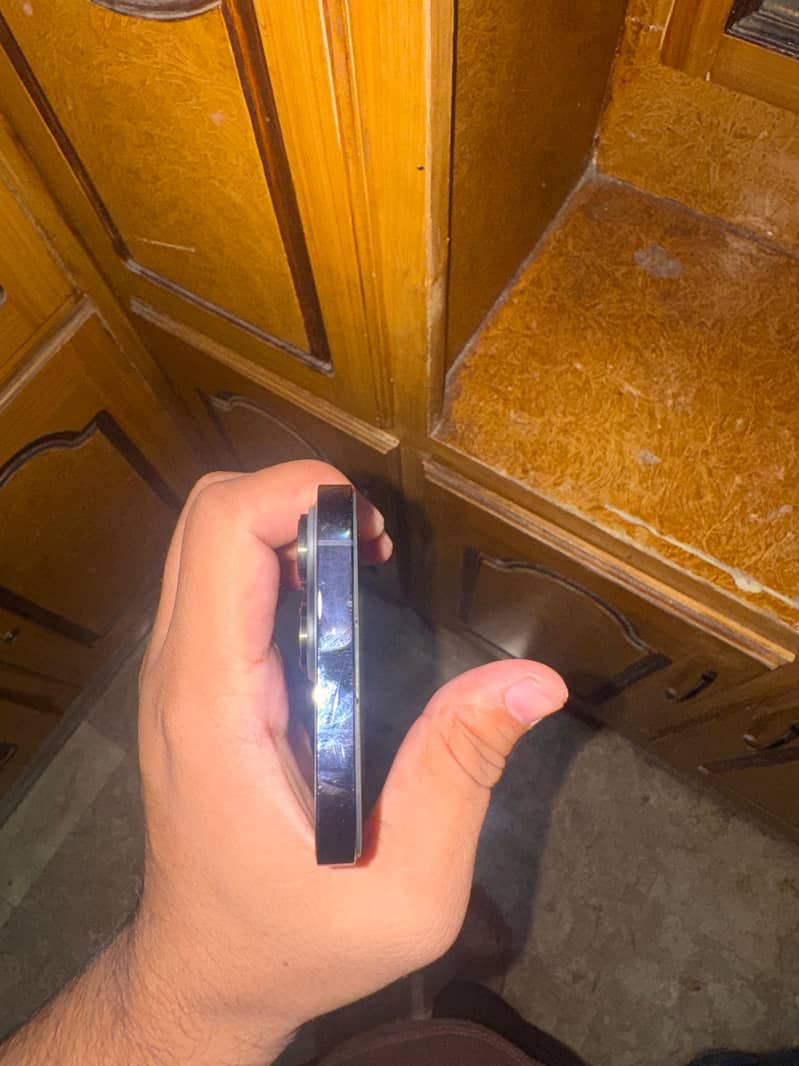 Apple iPhone 14 Pro Max 7