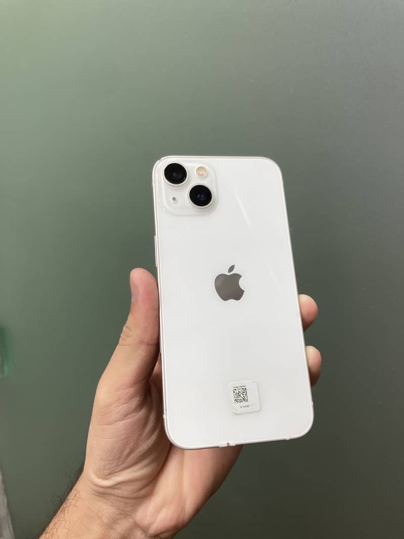 Apple iPhone 13 0