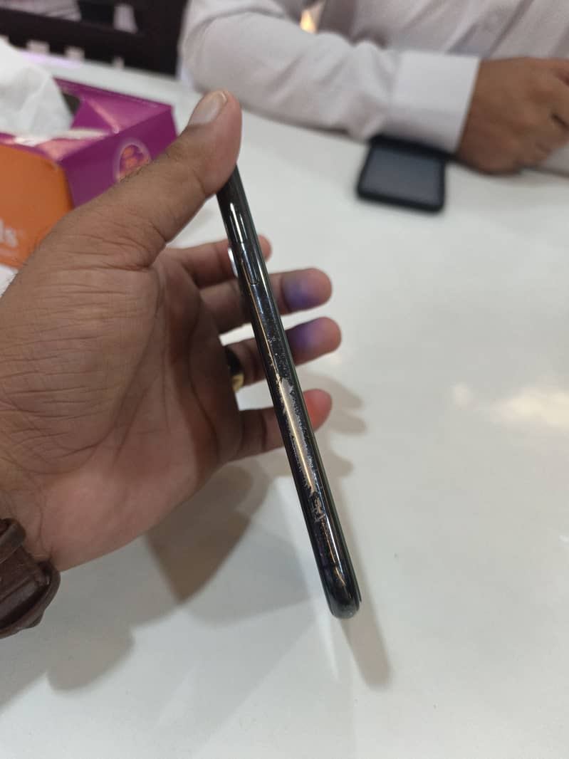 Apple iPhone X 1