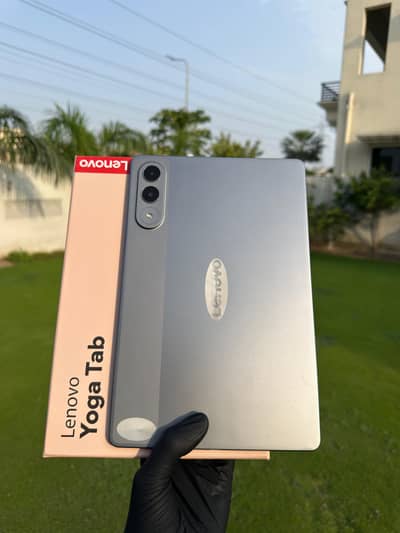 Lenovo Yoga Tab (2025)