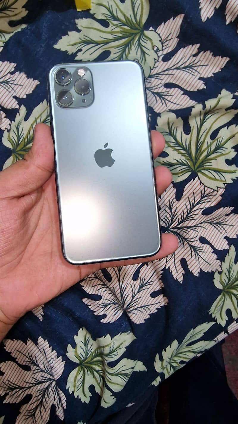 Apple iPhone 11 Pro 1
