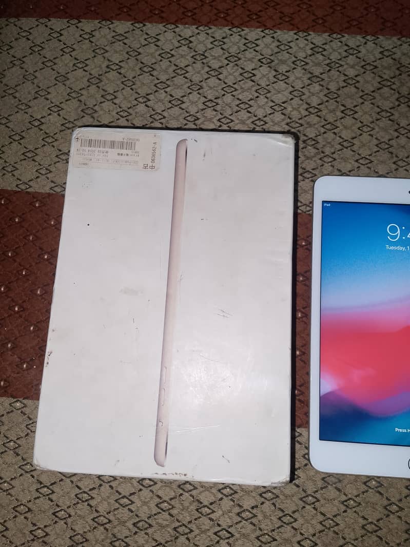 Ipad mini 3 golden 2