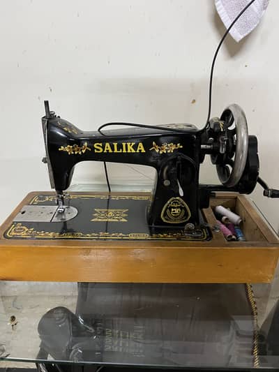 Salika machine 30 years old not used