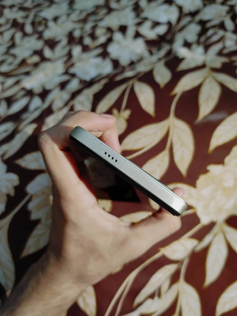 Tecno Spark 20C 3