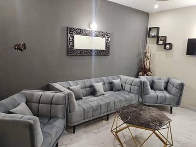 7 seater sofa with center table