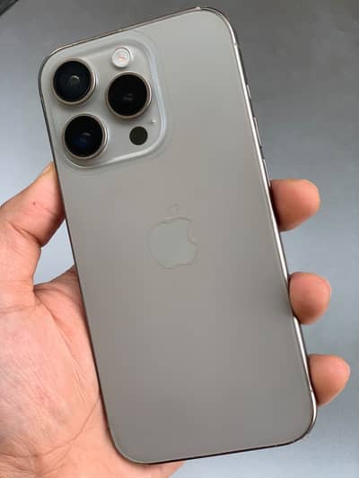 Apple iPhone 15 Pro 256 gb (Non waterpack) factory unlock