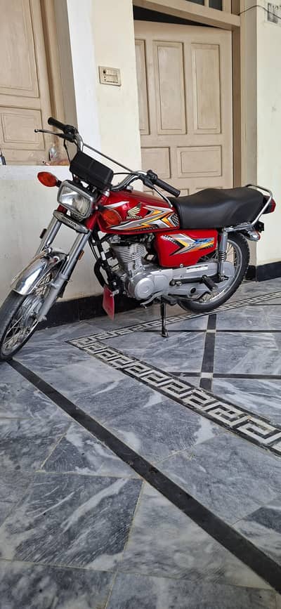 Honda CG 125 2024 Model – Mardan Number – Excellent Condition