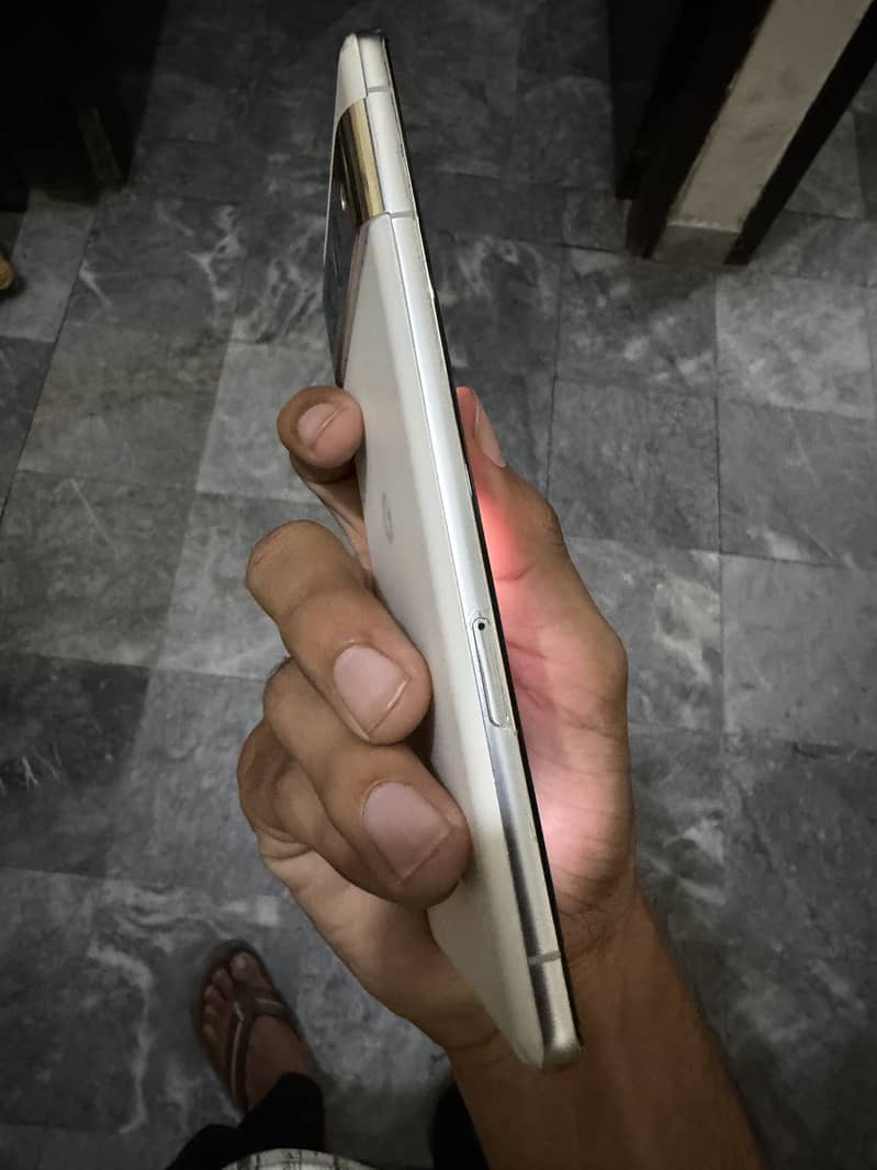 Google Pixel 7 Pro 2