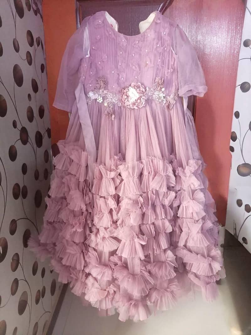layer frock 0